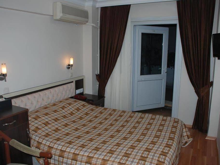 Hotel Grand Mark Provincia di Provincia di Istanbul Esterno foto